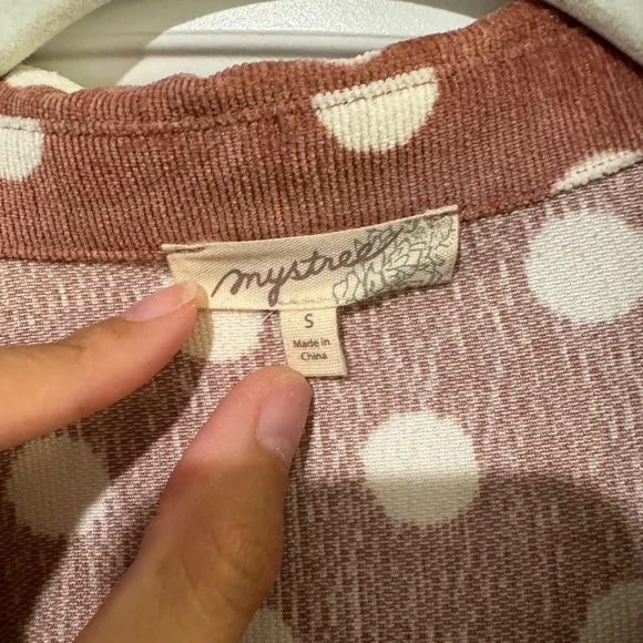 Button up top - Picture 2 of 2